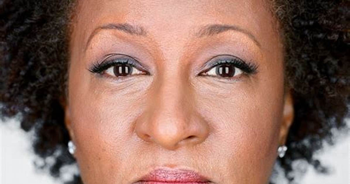 47 Year's Old, Alex Sykes the Wife of Wanda Sykes, Couple Married Life