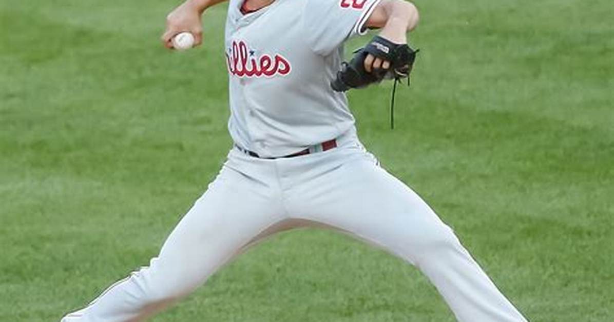 Aaron Nola Age, Wikipedia, Biography, Children, Salary, Net Worth, Parents.