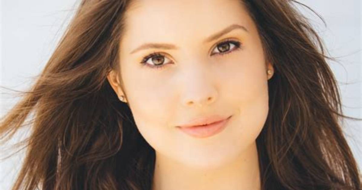 Amanda Cerny's Marital Status: Uncovering the Truth