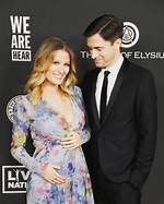 Ashley Hinshaw: the Rising Star of Hollywood