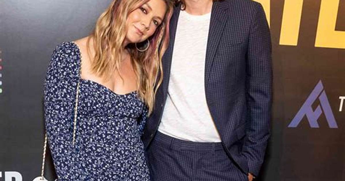 Austen Rydell Is Engaged with Billie Lourd in June 2020. (Bio, Age, Height, Parents, Fiance, Girlfri