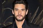 Ben Barnes: Dating, Net Worth, Tattoos, Smoking & Body Facts
