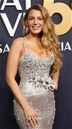 Blake Lively Height, Weight and Body Measurements