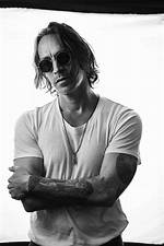 Brandon Boyd's Enigmatic Love Life Explored