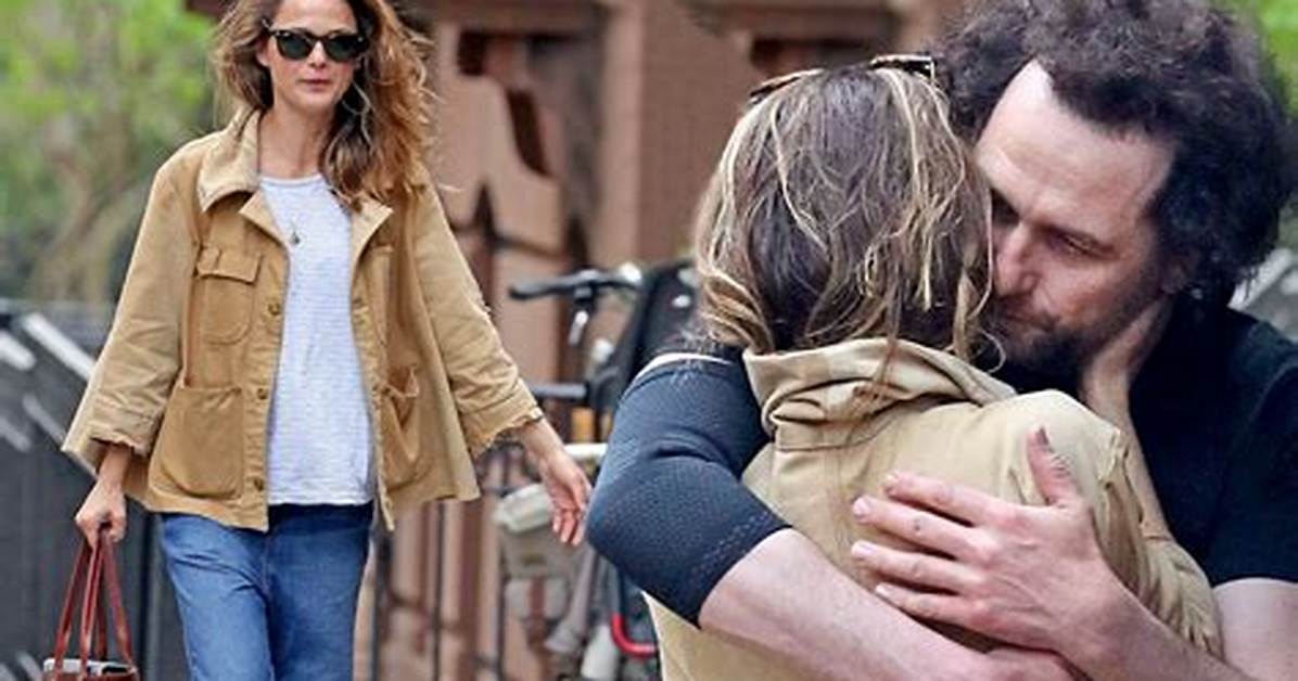 Breaking News: Keri Russell and Matthew Rhys Split After Long-Term Relationship