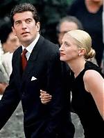 Carolyn Bessette-Kennedy Biography, Age, Height, Husband, Net Worth, Family