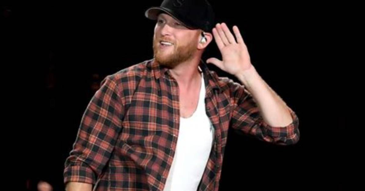 Cole Swindell's Towering Height: an Unbelievable Measurement Revealed