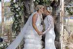 Did Laura Harris Get Married?
