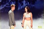 Did the Chainsmokers' Andrew Taggart & Halsey Date? They Certainly Got up Close & Personal at the Vm