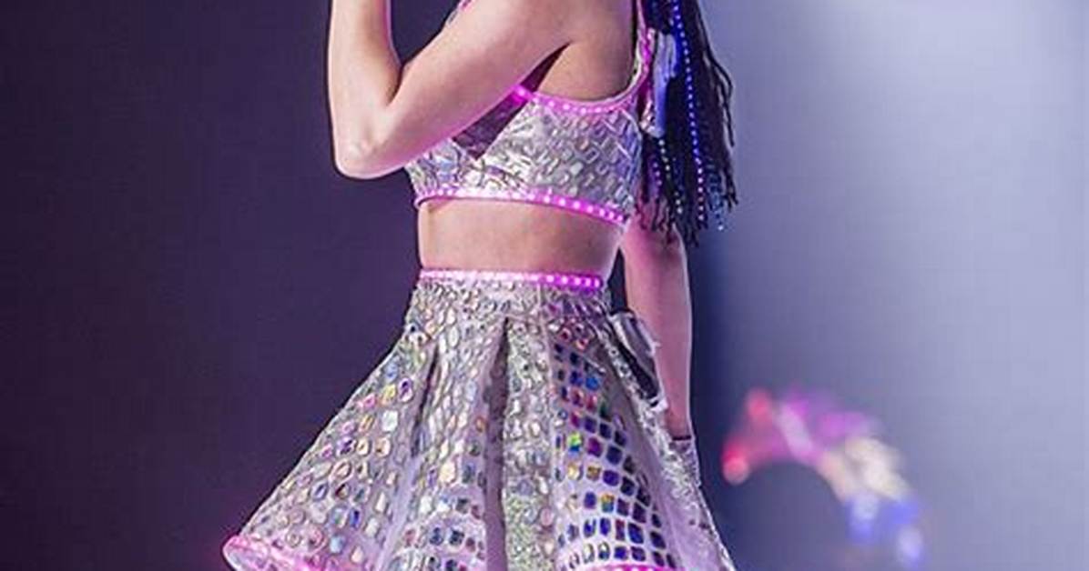 Discover Katy Perry's Body Stats: Uncover Surprising Insights!