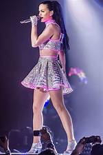 Discover Katy Perry's Body Stats: Uncover Surprising Insights!
