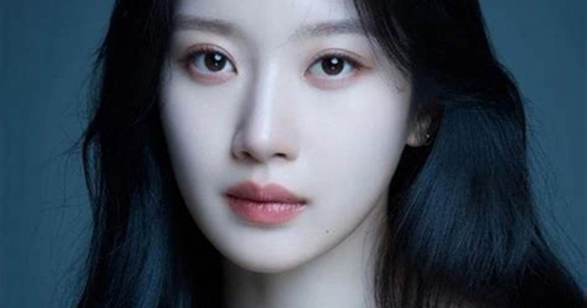 Discover the Enchanting World of Mun Ka-Young: the Rising Star of Korean Entertainment
