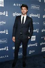 Discover the Height of Matthew Daddario