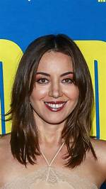 Discover Who Aubrey Plaza's Heart Belongs to!