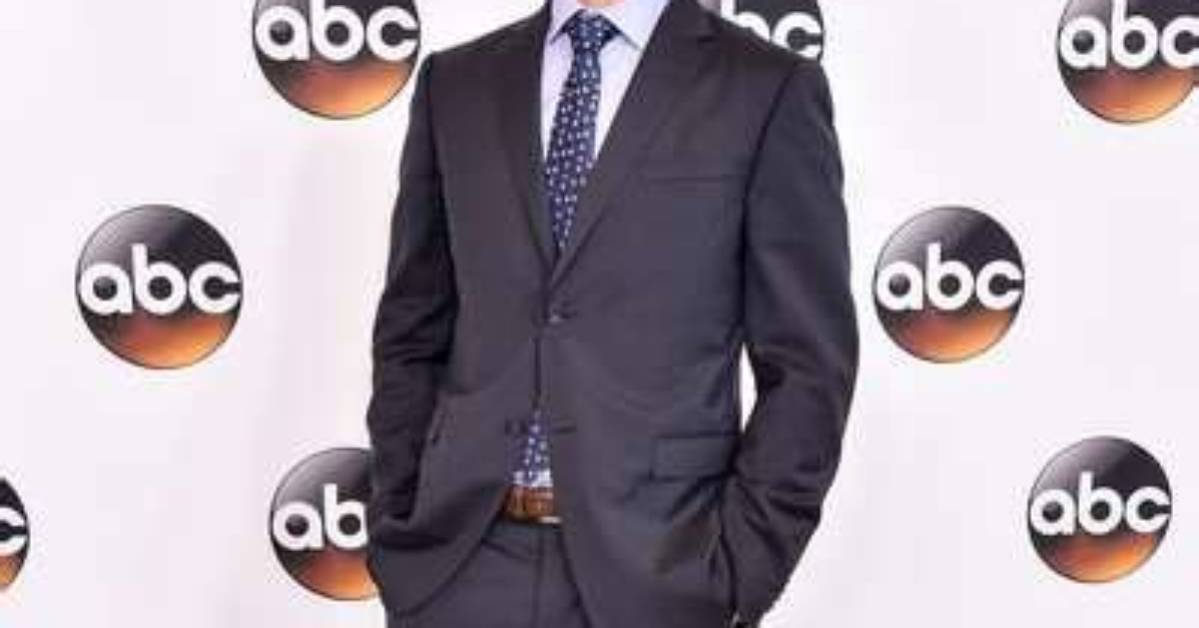 Eddie Cahill (Actor) Bio, Wiki, Age, Height, Wife, Friends, Miracle, Net Worth, Movies and Tv Shows