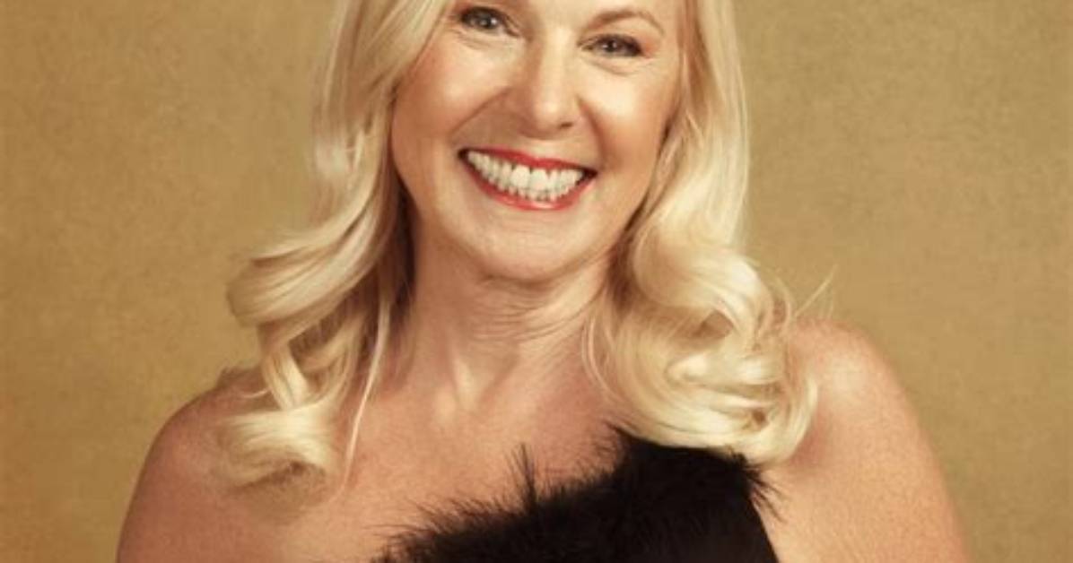 Ellen Golden: the Bachelor's Choice, Roberta