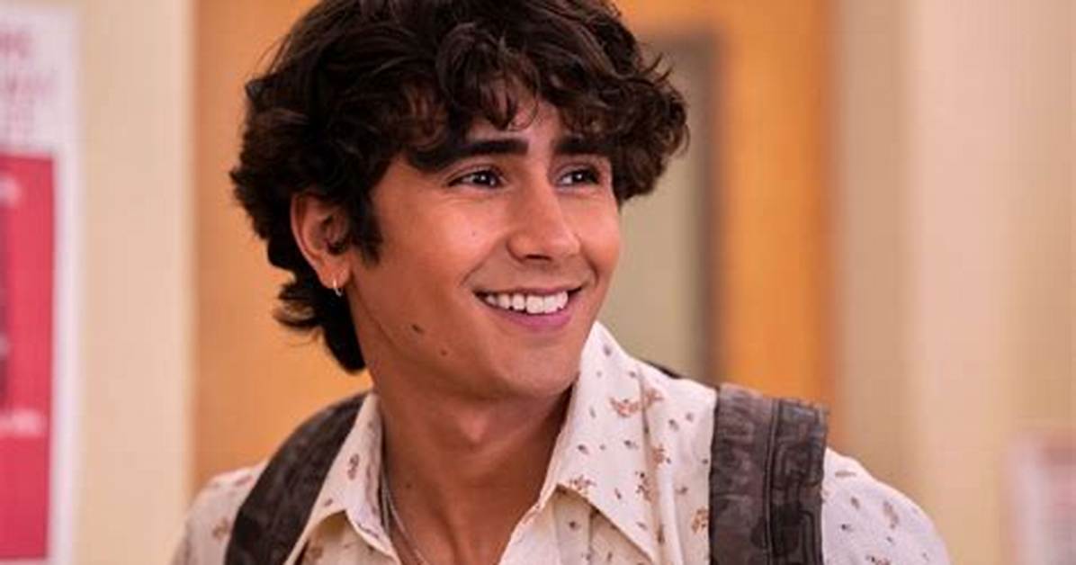 Ethan in Season 3 of Never Have I Ever: Unveiling Character Development and Impact