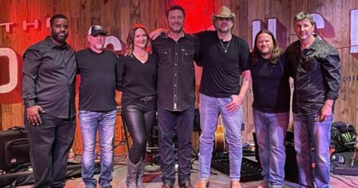 Explore Blake Shelton's Band Members and Their Impact