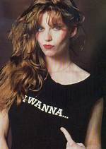 Exploring the Youthful Days of Bebe Buell