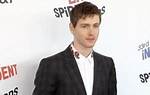 Harris Dickinson Wiki, Net Worth, Girlfriend, Age & Height