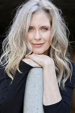Helen Slater’s Net Worth, Biography, Fact, Career, Awards and Life Story