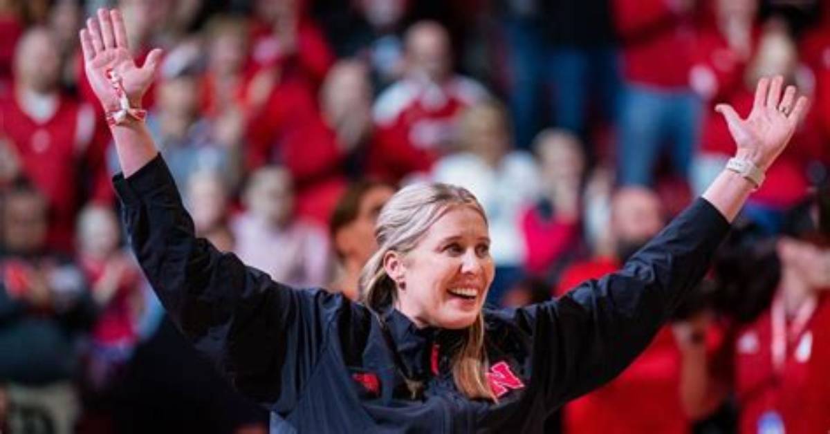 How Much Is Dani Busboom Kelly Salary? Learn Everything About the Women’s Volleyball Coach