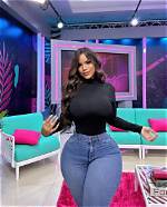 Is Gracie Bond's Stunning Figure Naturally Sculpted? Unveiling the Truth