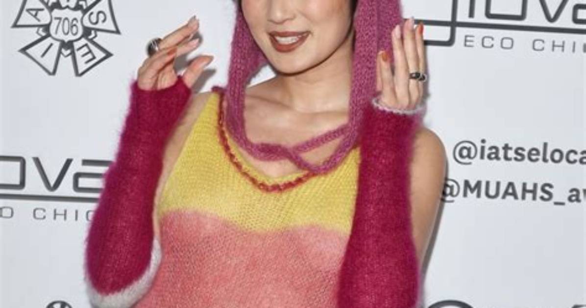 Is Poppy Liu Trans? Her Gender and Sexuality Does She Have a Girlfriend? ·