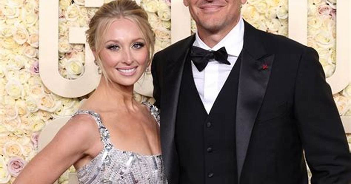 Jason Segel Wife: Is Jason Segel Married?
