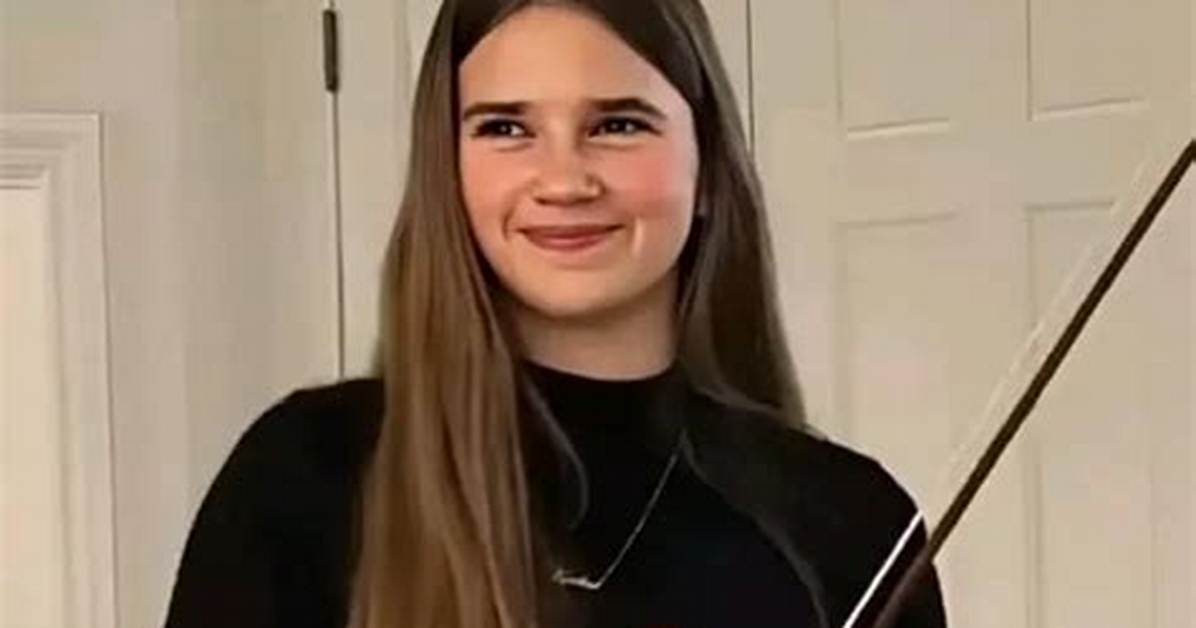 Karolina Whaley Height, Weight, Net Worth, Age, Wiki, Who, Instagram, Biography
