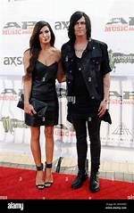 Kellin Quinn Wife: Katelynne Quinn Bio, Age, Husband, Sons, Daughter, and Net Worth