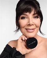Kris Jenner Teaches Kylie How to Make the Perfect Martini in New Video – Hollywood Life