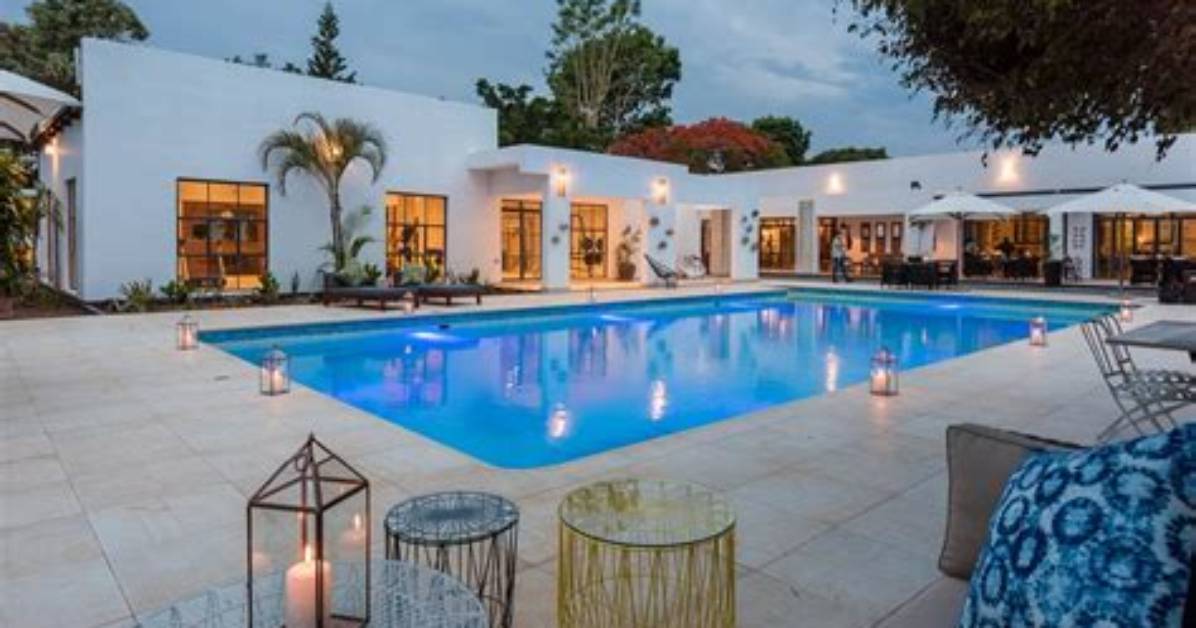 Latitude 13 Degrees, Lilongwe, Malawi