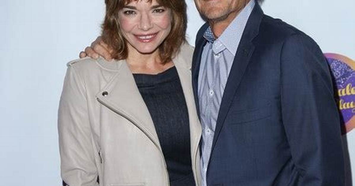 Laura San Giacomo Married, Husband, Divorce, Children, Net Worth