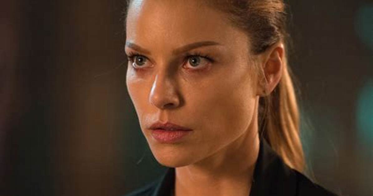 Lauren German's Journey in "A Walk to Remember": a Touching Legacy