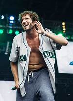 Lil Dicky Height, Weight, Age, Girlfriend, Family, Facts, Biography