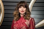 Linda Cardellini Love Life: a Deep Dive into Her Relationships