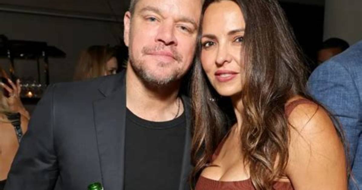 Matt Damon: Wife, Net Worth, Tattoos, Smoking & Body Facts