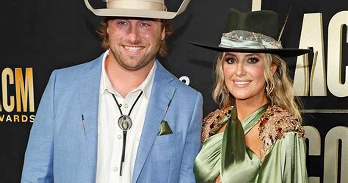 Meet Lainey Wilson Boyfriend, Devlin Duck Hodges ·
