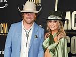 Meet Lainey Wilson Boyfriend, Devlin Duck Hodges ·