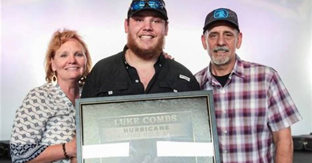 Meet Luke Combs' Siblings: the People Behind the Star