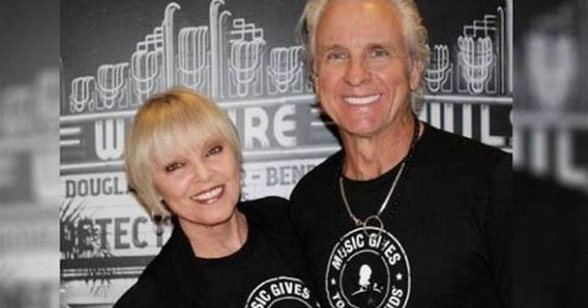 Pat Benatars Ex-Husband Dennis T. Benatar Were Married for Seven Year's ·