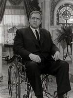 Raymond Burr Biography, Age, Height, Wife, Net Worth, Family
