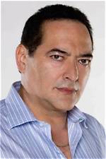 Roberto Ballesteros Biografa, Edad, Altura, Esposo, Net Worth, Familia