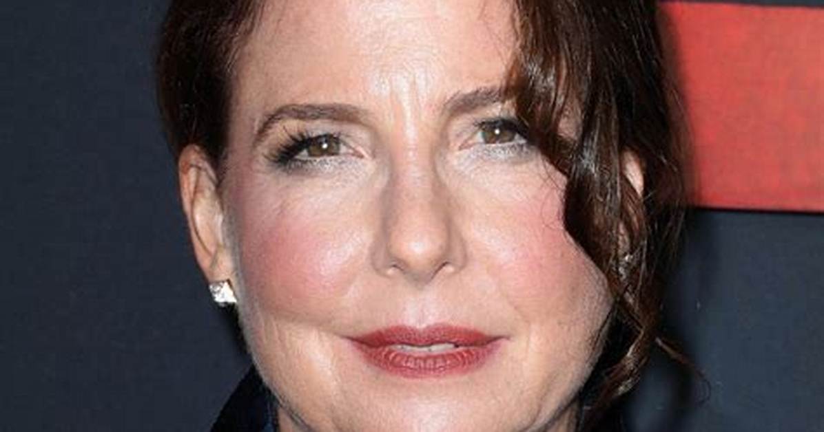 Robin Weigert's Captivating Performance in Jessica Jones