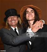 Robin Zander Jr. : the Son of the Voice of Cheap Trick