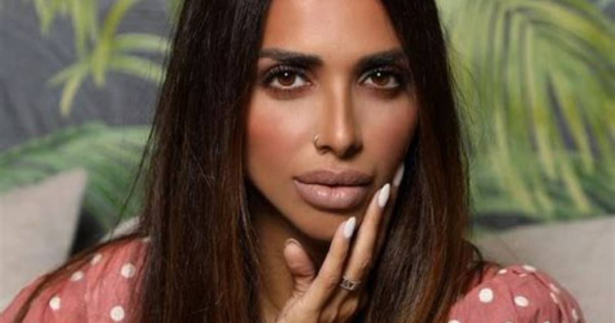 Sara Al Madani: Wiki, Bio, Age, Height, Family, Husband, Kids, Net-Worth