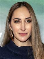 Sarah Natochenny Biography, Age, Height, Husband, Net Worth, Family