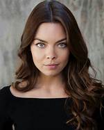 Scarlett Byrne Bio, Wiki, Age, Family, Husband, Movies, Tv Shows and Net Worth