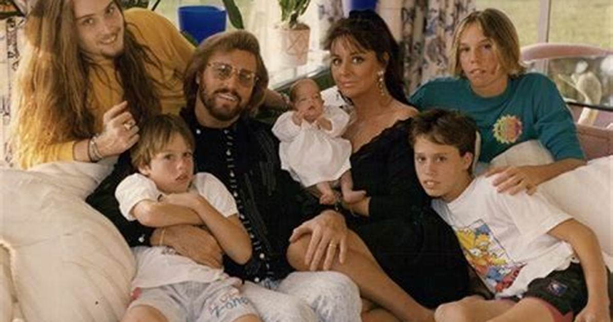 The Bee Gees Age Order: a Timeline of the Brothers Gibb